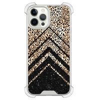 iPhone 12 (Pro) siliconen shockproof hoesje - Chevron luipaard