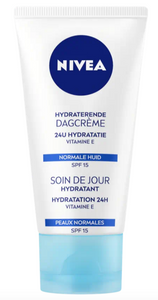 Nivea Hydraterende Dagcrème SPF15 Normale Huid