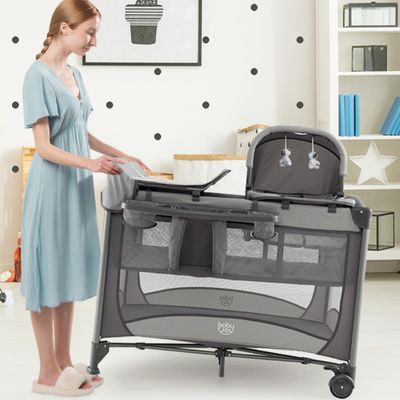 Opvouwbare Baby Speelbox met Wieg & Luier Verschoontafel Speel met Verwijderbare Matras Opbergmand 2 Afsluitbare Wielen Draagtas