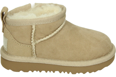 UGG T CLASSIC ULTRA MINI - alle