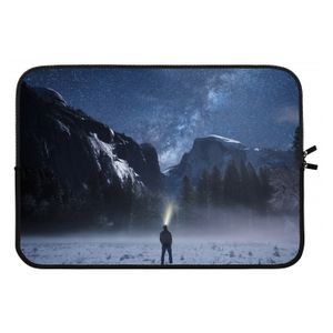 Wanderlust: Laptop sleeve 13 inch