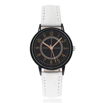LGT Klassiek herenhorloge met witte leren band en zwarte wijzerplaat
