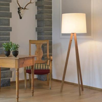 Staande lamp hout driepoot HerzBlut &apos;Tre&apos; stoffen kap E27 fitting 157cm