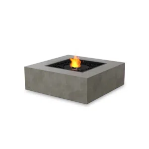 Base 40 bio-ethanol vuurtafel
- EcoSmart Fire 
- Kleur: Grijs , Teak , Wit , Zwart  
- Afmeting: 100 cm x 33,9 cm x 100 cm