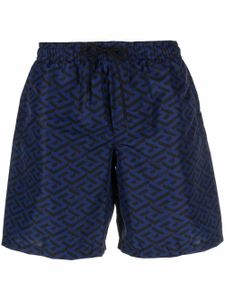 Versace short de bain Greca à logo imprimé - Bleu