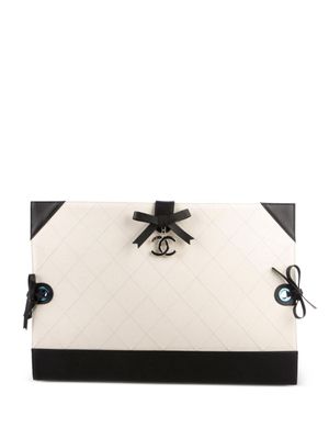 CHANEL Pre-Owned mini pochette CC matelassée à losanges (2014) - Tons neutres