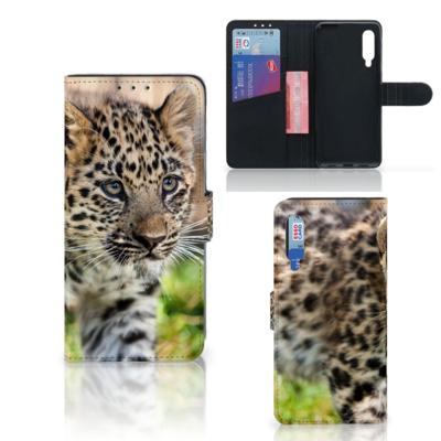 Xiaomi Mi 9 | Telefoonhoesje | Met pasjeshouder | Baby Luipaard