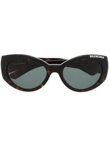 Balenciaga Eyewear lunettes de soleil à logo imprimé - Marron