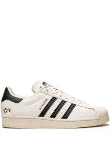 adidas x André Saraiva baskets Superstar - Blanc