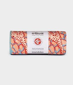 Manduka eQua Yogamat Handdoek - Giraffes Blue