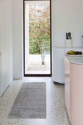 MOMO Rugs - Vloerkleed Beige 613/001/102 - 200x300 cm
