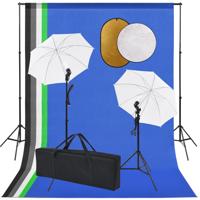 Fotostudioset met lampen, paraplu's, achtergrond en reflector