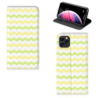 Apple iPhone 11 Pro Max | Hoesje met Magneet | Waves Yellow