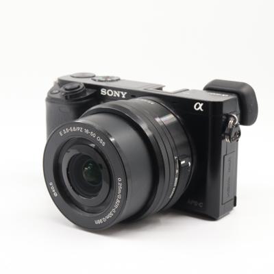 Sony A6000 + E 16-50mm F/3.5-5.6 PZ OSS occasion