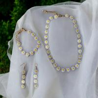 Madelief sieradenset - Sieraden - Spiritueelboek.nl