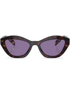 Prada Eyewear tortoiseshell-effect cat-eye sunglasses - Vert