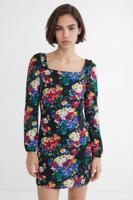 Korte slim fit jurk met vierkante halslijn - MATERIAL FINISHES - S