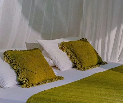 Luxury double bed mosquito net by Bambulah®, 100% organic cotton, Handmade in Bali, 220x240x240 rectangular, bed net with very high quality finish Luxury double bed mosquito net by Bambulah®, 100% organic cotton, Handmade in Bali, 220x240x240 rectangular, bed net with very high quality finish