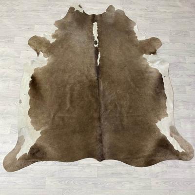 Koeienhuid taupe wit 210x185cm M/L