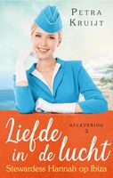 Stewardess Hannah op Ibiza - Petra Kruijt - ebook