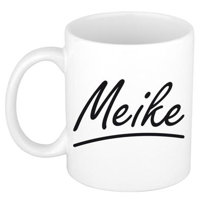 Meike Naam koffiemok - beker - met sierlijke letters - wit - 300 ml - Cadeau - Dames