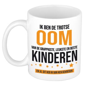 Bellatio Decorations Cadeau koffie/thee mok voor oom - oranje - trotse oom - 300 ml   -