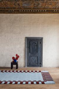 Layered - Vloerkleed Teklan Frame Wool Rug Mullberry Sky -