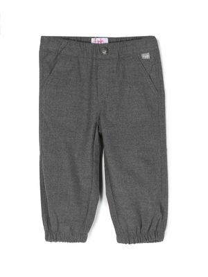 Il Gufo pantalon en coton à patch logo - Gris
