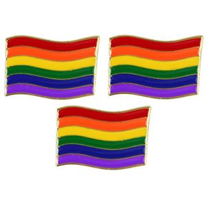 3x Regenboogvlag kleuren metalen broche 4 cm   -