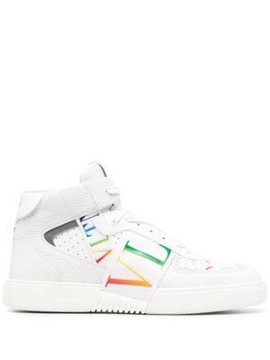 Valentino Garavani baskets montantes VLTN - Blanc