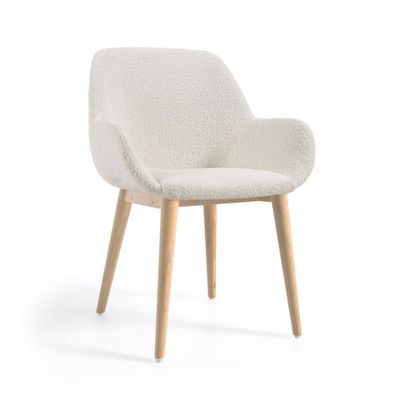 Kave Home Konna eetkamerstoel bouclé Wit poot hout