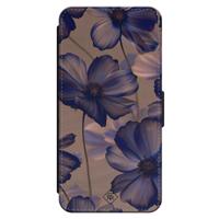 iPhone 16 flipcase - Twilight petals