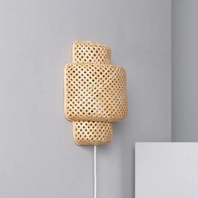 Wandlamp slaapkamer rotan &apos;Naga&apos; E27 fitting met stekker 30 cm