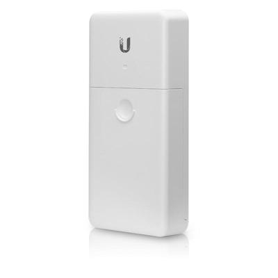 Ubiquiti Networks NanoSwitch Gigabit Ethernet (10/100/1000) Power over Ethernet (PoE) Wit