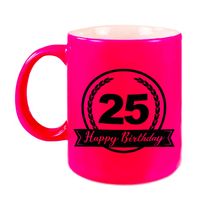 Happy Birthday 25 years met wimpel cadeau mok / beker neon roze 330 ml - verjaardagscadeau - feest mokken - thumbnail