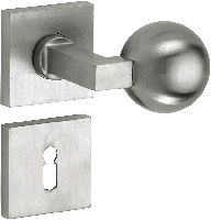 Knopgarn. BHverdekt geveerd BB MMNO