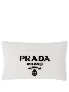 Prada coussin en peau lainée à logo brodé - Blanc