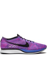 Nike baskets Flyknit Racer - Rose - thumbnail