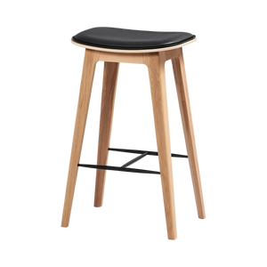 Nordic Bar Stool - Oak with stitches