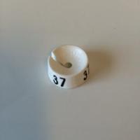 MB wit/zwart 37 voor op kledinghanger