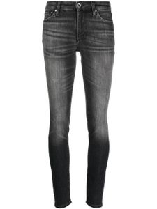 Armani Exchange jean skinny à patch logo - Noir