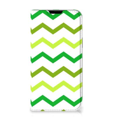 Apple iPhone 14 Plus | Hoesje met Magneet | Zigzag Groen Apple iPhone 14 Plus | Hoesje met Magneet | Zigzag Groen