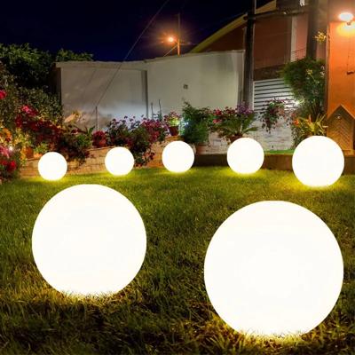 LUXARÉ GlowSphere RGB Tuinlamp op Zonne-energie