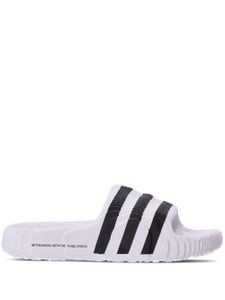 adidas claquettes nervurées Island Club Adilette 22 - Blanc