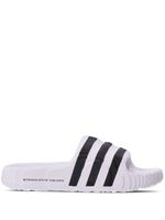 adidas claquettes nervurées Island Club Adilette 22 - Blanc - thumbnail