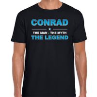 Naam cadeau t-shirt Conrad - the legend zwart voor heren