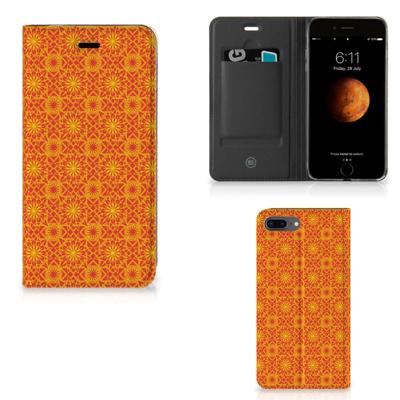 Apple iPhone 7 Plus | 8 Plus | Hoesje met Magneet | Batik Oranje