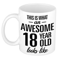 Awesome 18 year cadeau mok / beker 300 ml Awesome 18 year cadeau mok / beker 300 ml