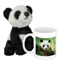 Cadeauset kind - Panda knuffel 15 cm en Drinkbeker/mol Panda 300 ml - Knuffeldier - thumbnail