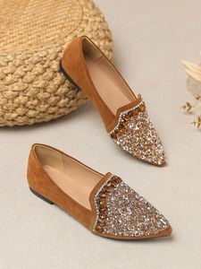 Gorgeous Rhinestone Sequined Pointed Toe Flat Shoes